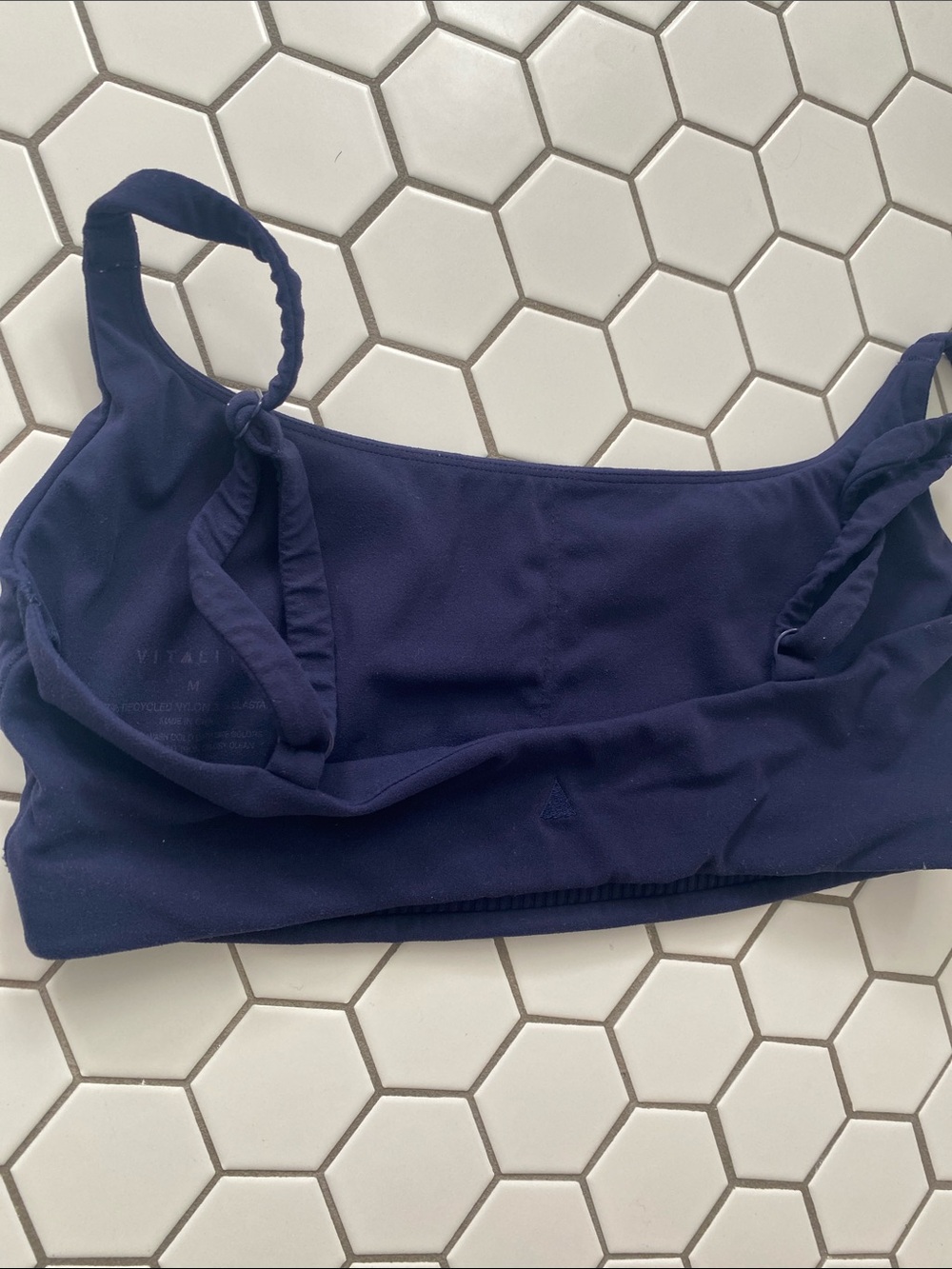 VITALITY Cloud II set: leggings, tee, sports bra - Picture 6 of 11